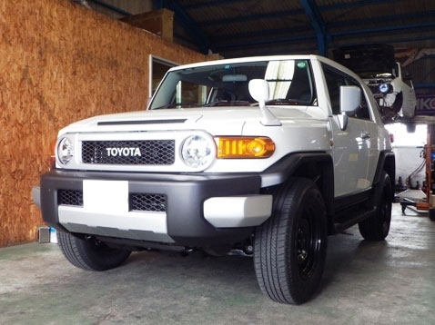 FJクルーザーリフトアップ
